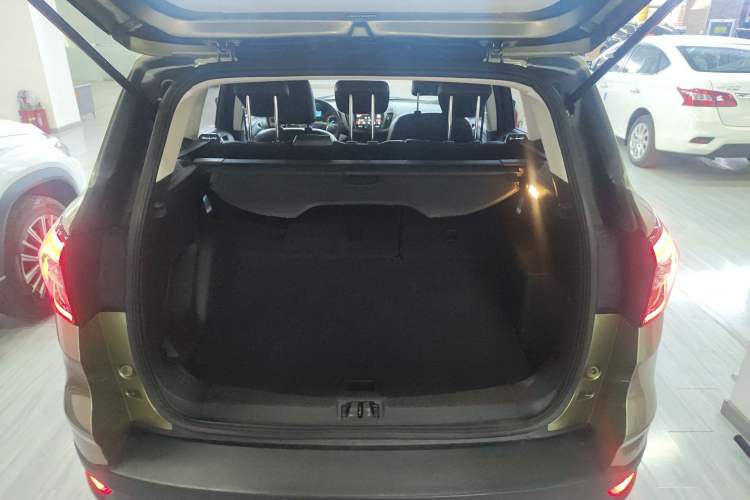 Used Ford Kuga 2017 EcoBoost 180 Two-Wheel-Drive Platinum Edition