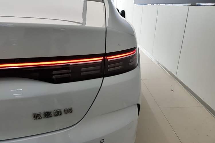 Used BYD Destroyer 05 2024 HONOR Edition DM-i 55KM Luxury Model Right Rear Taillight