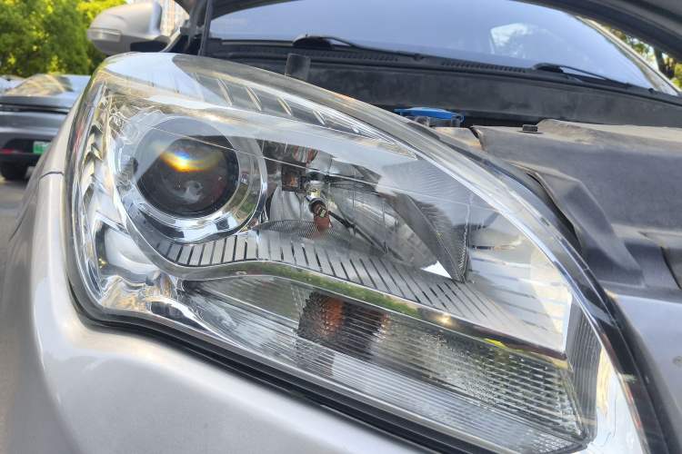 Used CHANGAN CS35 2014 1.6L Automatic Luxury Model China IV Standard
