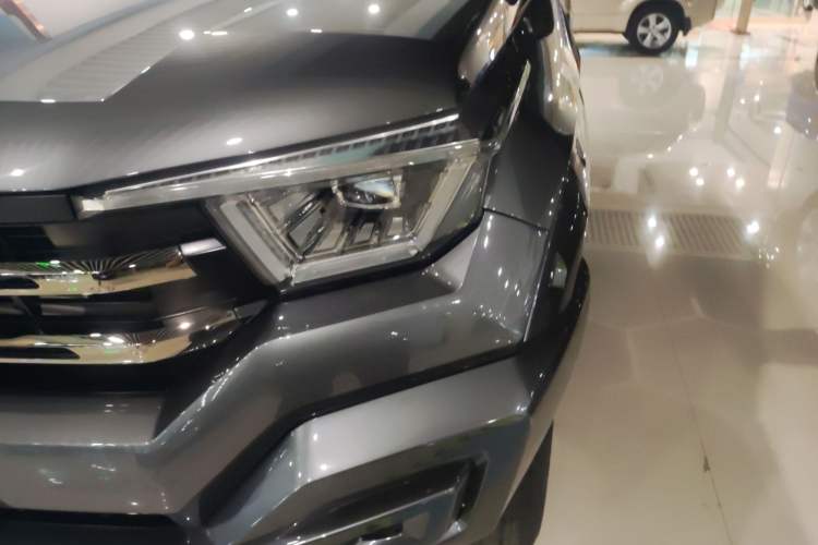 Used Tank 400 2025 2.4T Diesel Version
