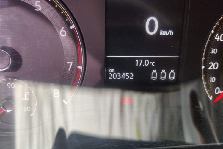 Used Volkswagen Bora 2019 1.5L Automatic Elite Version Odometer Close Up