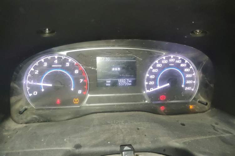 Used JMC Transit 2021 2.8T Space King Taurus Short Wheelbase Mid-Height 6-Seater Diesel Euro VI JX493
