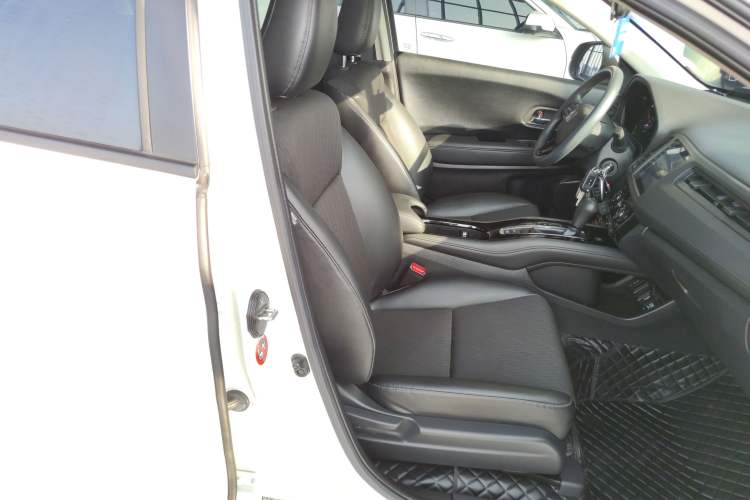 Used Honda Vezel 2020 1.5L CVT Pioneer Edition