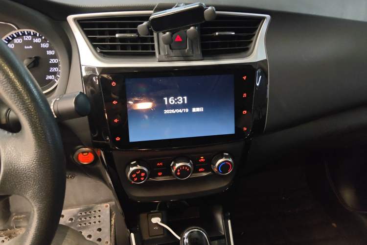 Used Nissan Sylphy 2019 1.6XV CVT Smart Connect Luxury Edition China VI Standard