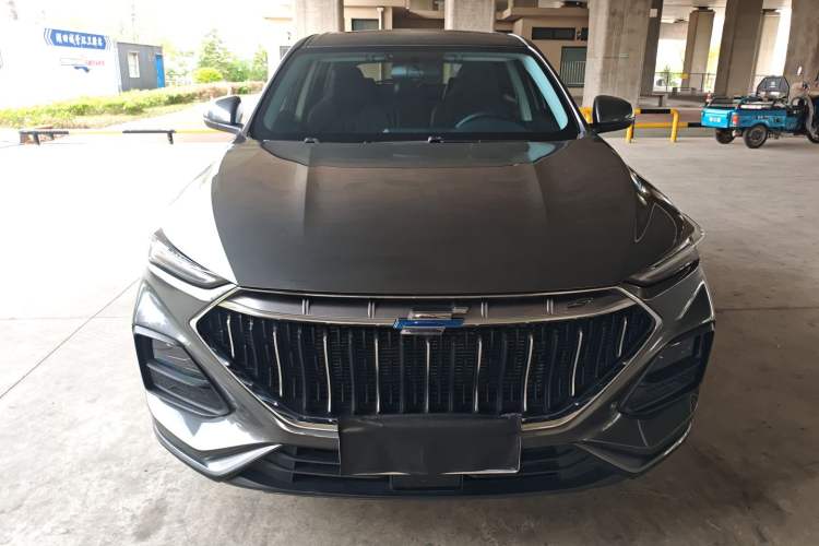 Used CHANGAN OSHAN X5 2021 1.6L CVT Luxury Model Front