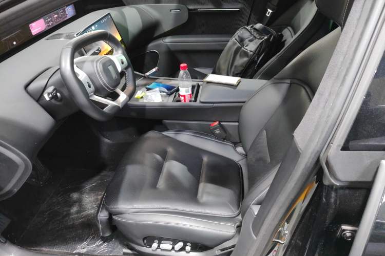 Used Avatr 12 2025 Ultra Extended-Range Edition
