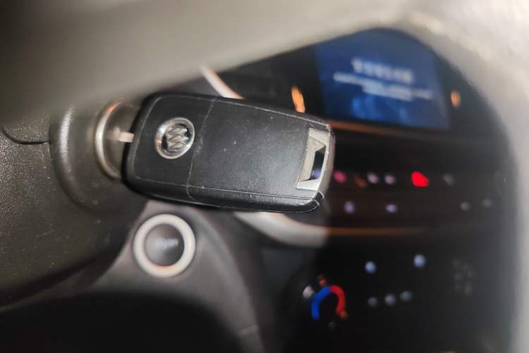 Used Buick GT 2021 Revised Version 1.3T Automatic Mild Hybrid Elite Edition Vehicle Key