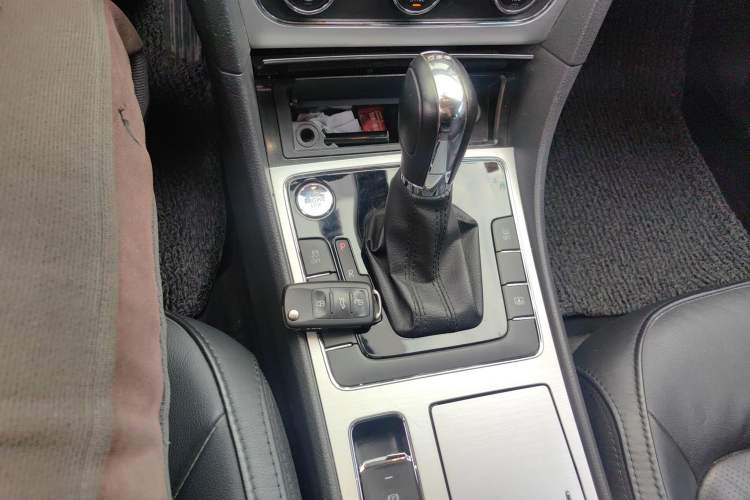 Used Volkswagen Passat 2014 1.8TSI DSG Prestige Edition
