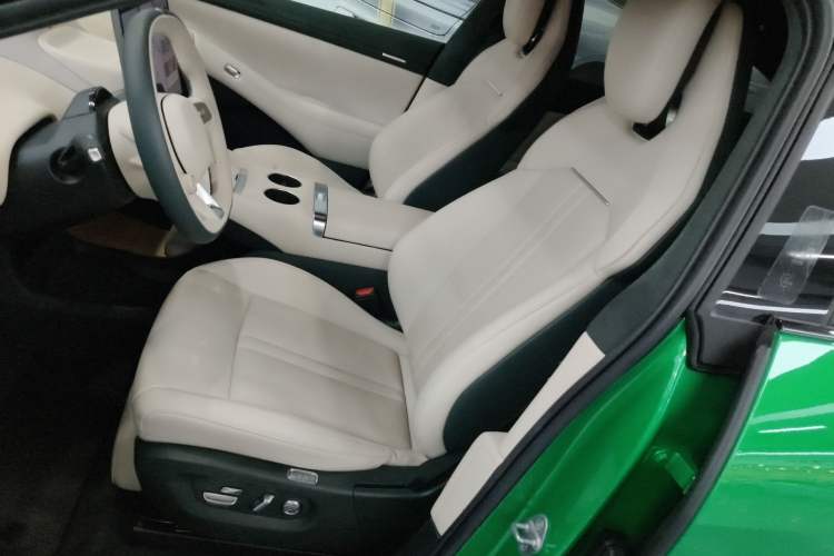 Used Xiaomi Auto YU7 2025 Ultra-Long Range High-Performance All-Wheel-Drive Max Edition Left Front Seat
