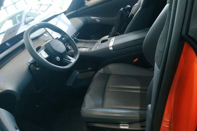 Used Xiaomi Auto YU7 2025 Ultra-Long Range High-Performance All-Wheel-Drive Max Edition