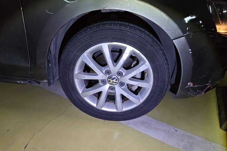 Used Volkswagen Sagitar 2012 1.4TSI Automatic Luxury Edition
