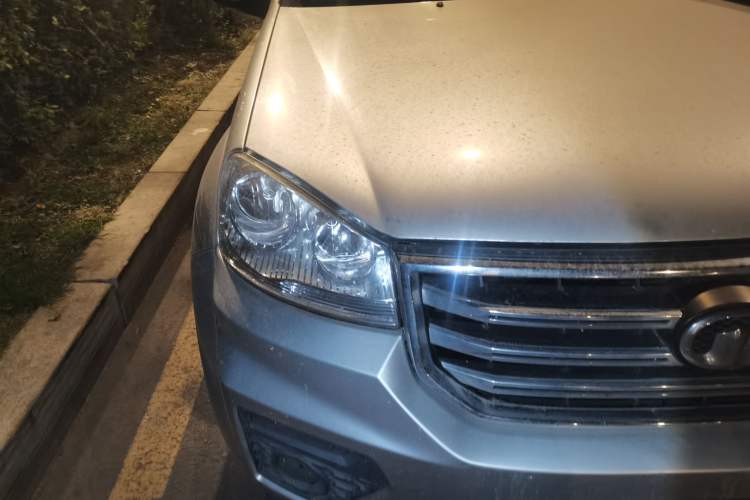 Used Great Wall Wingle 5 2017 2.0T European-spec Diesel Two-Wheel-Drive Entry-Level Big Double-Cab GW4D20D