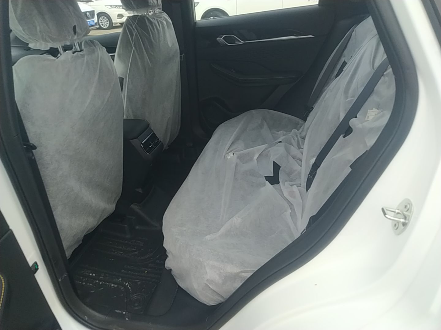Geely Auto Coolray 2025 Bin Yue L 1.5TD DCT Beyond Edition — снимка 20