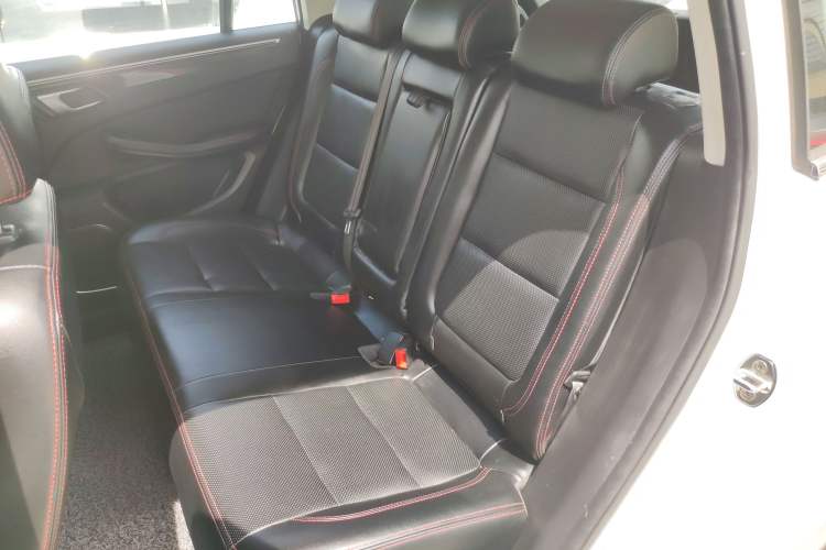 Used Zotye Domy X5 2015 1.5T CVT Landlord Model China IV Standard
