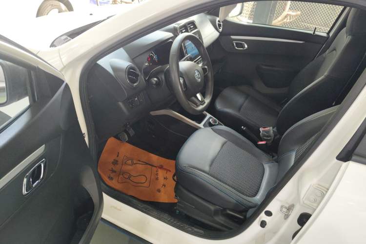 Used Venucia e30 2020 Elite Version Driver Seat