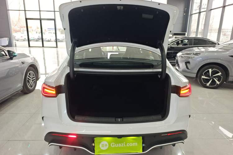 Used BYD Seal 06 New Energy 2025 DM-i Smart Drive 120KM Deluxe Model
