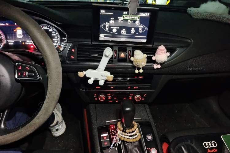 Used Audi A7 2017 50 TFSI quattro Comfort Model Audio And AC Panel