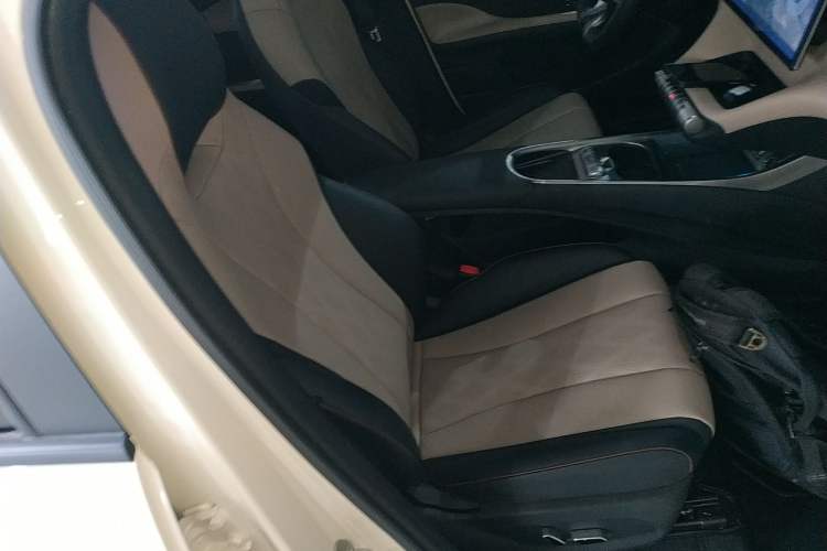 Used BYD Dolphin 2023 420 km Fashion Edition