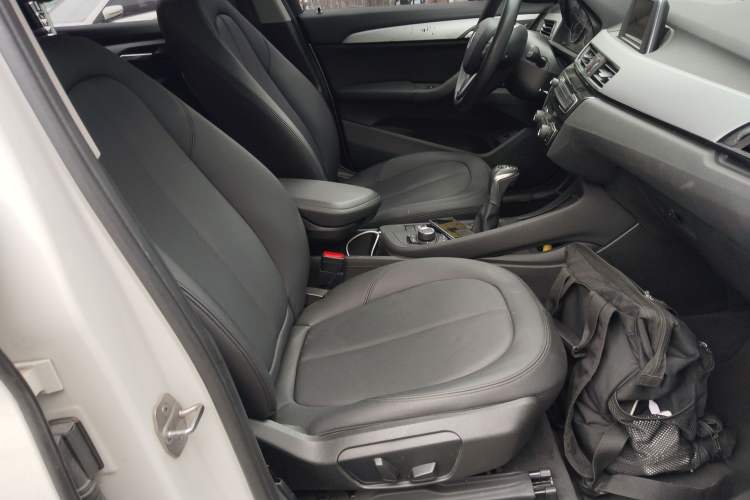 Used BMW X1 2016 sDrive18Li Premium Edition Right Front Seat