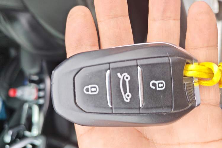 Used DS 5 2013 1.6T Luxury Edition THP160 Vehicle Key