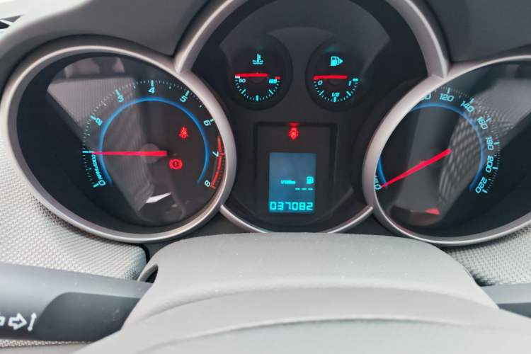 Used Chevrolet Cruze 2012 1.6L SE MT