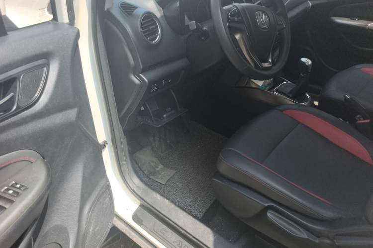 Used CHANGAN CS15 2016 1.5L Manual Fashion Edition