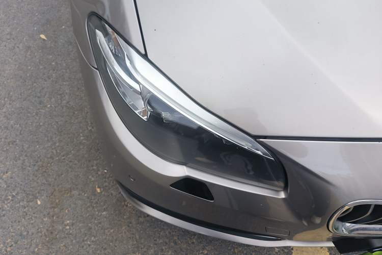 Used BMW 5 Series 2014 520Li Elegant Model
