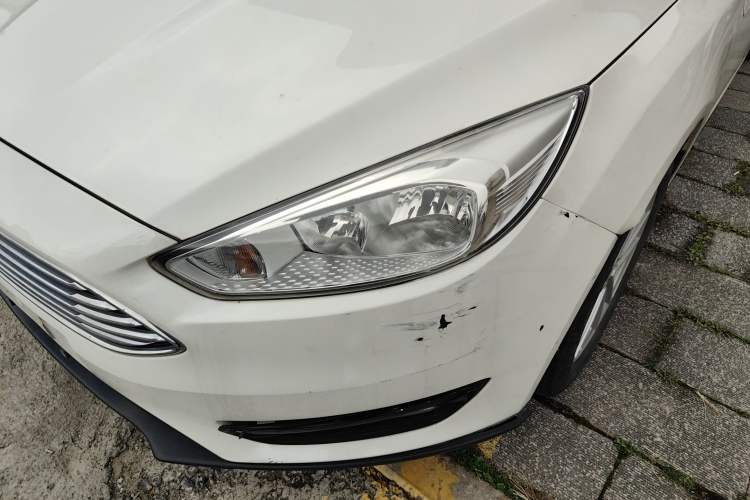 Used Ford Focus 2017 Sedan EcoBoost 125 Automatic Supreme Style SmartDrive Edition