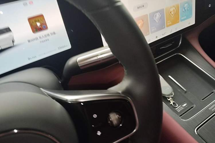 Used Hima AITO M8 2025 Extended-Range Ultra Version 53.4 kWh 6-Seater Edition Gear Lever