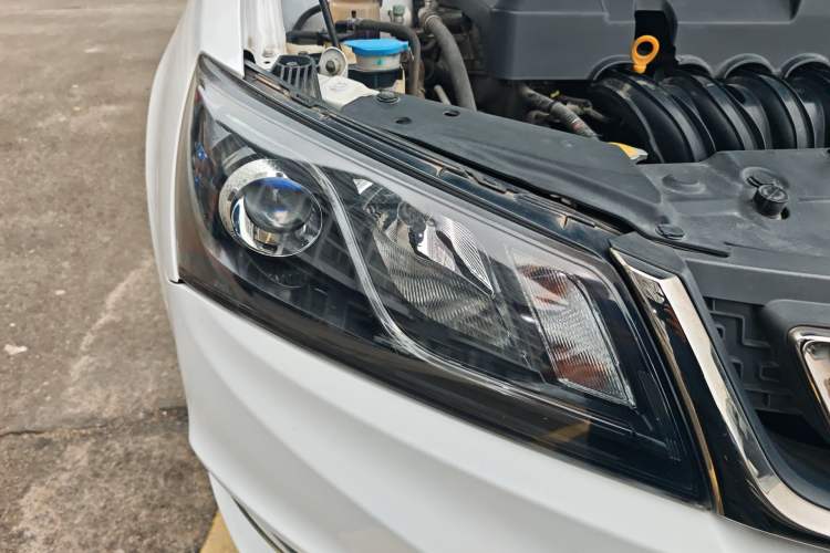 Used Geely Auto Emgrand 2017 Sedan Million Edition 1.5L CVT Upward Version
