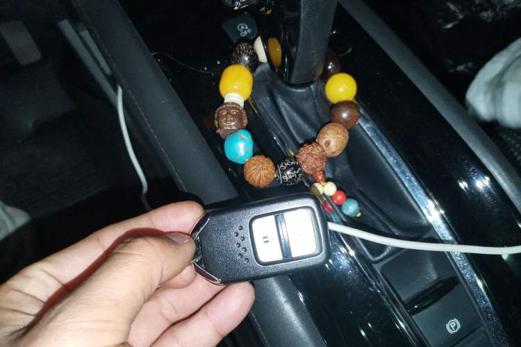 Used Honda Vezel 2016 1.8L CVT Front-Wheel Drive Pioneer Edition