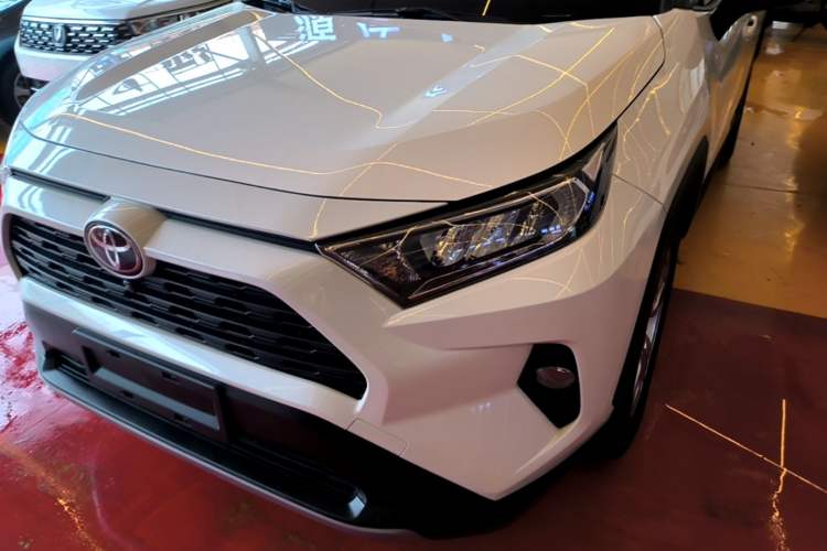 Used Toyota RAV4 2020 2.0L CVT Two-Wheel Drive Fashion Edition
