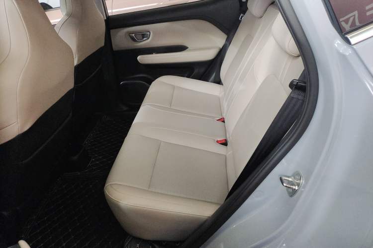Used Wuling Bingo PLUS 2024 510 km Flagship Edition Four-Seater Version Left Rear Seat