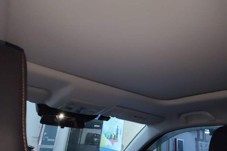 Used CHANGAN UNI-K iDD 2022 Blue Whale iDD 130km 1.5T Prestige Model
