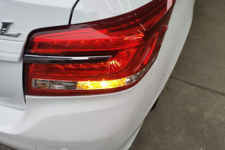 Used Toyota YARiS L Zhi Xiang 2021 1.5L CVT Leading Edition Exterior 3