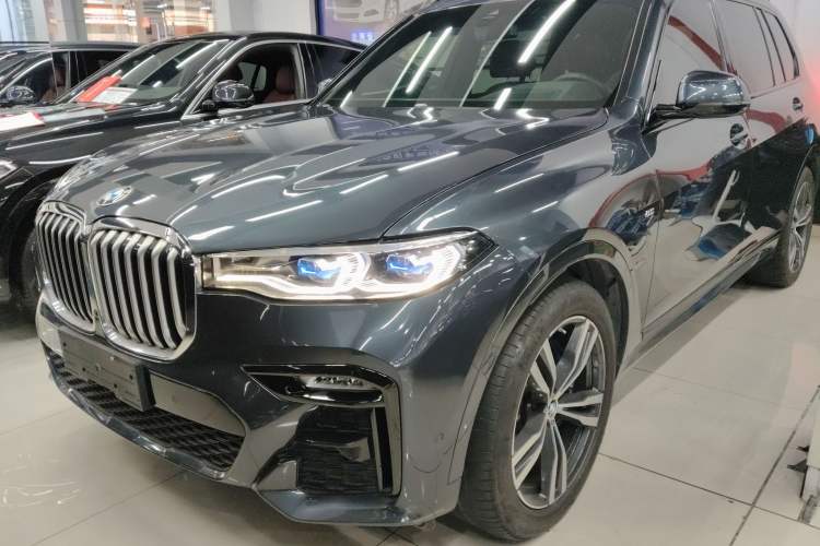 Used BMW X7 2020 xDrive40i Luxury M Sport Package