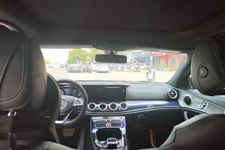 Used Mercedes-Benz E-Class 2017 Restyled E 300 Sport Edition