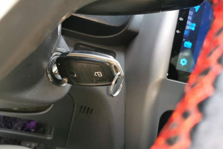 Used Chery Tiggo 3 2015 1.6L Manual Zhishang Commemorative Edition
