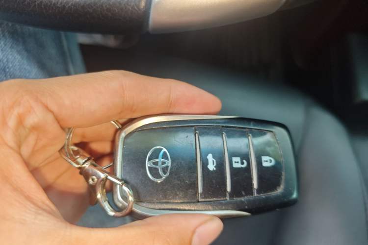 Used Toyota Prado 2016 3.5L Automatic TX-L NAVI
