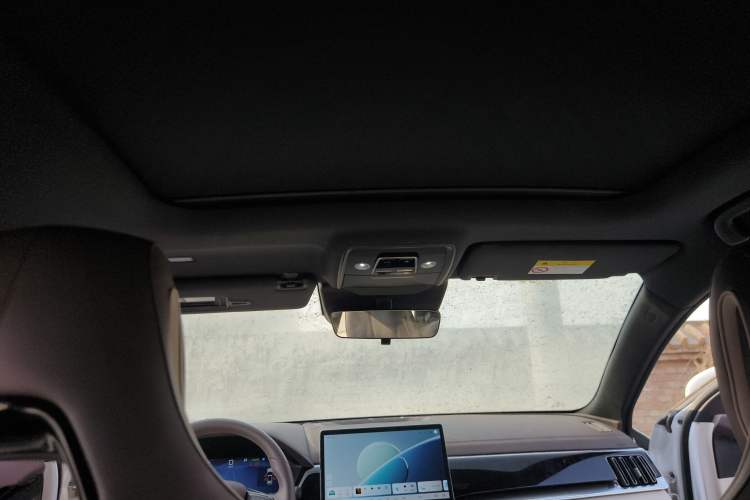 Used BYD Song PLUS New Energy 2024 Honor Edition EV 520km Luxury Model
