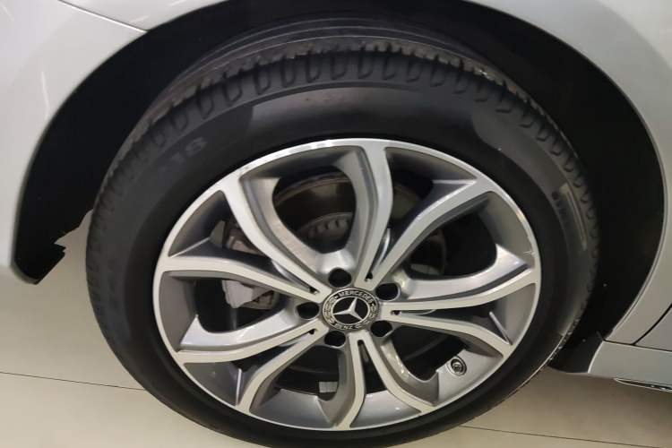 Used Mercedes-Benz E-Class 2021 E 300 L Sport Luxury Edition Exterior 5