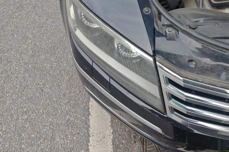 Used Volkswagen Phaeton 2012 3.6L Deluxe Custom Edition
