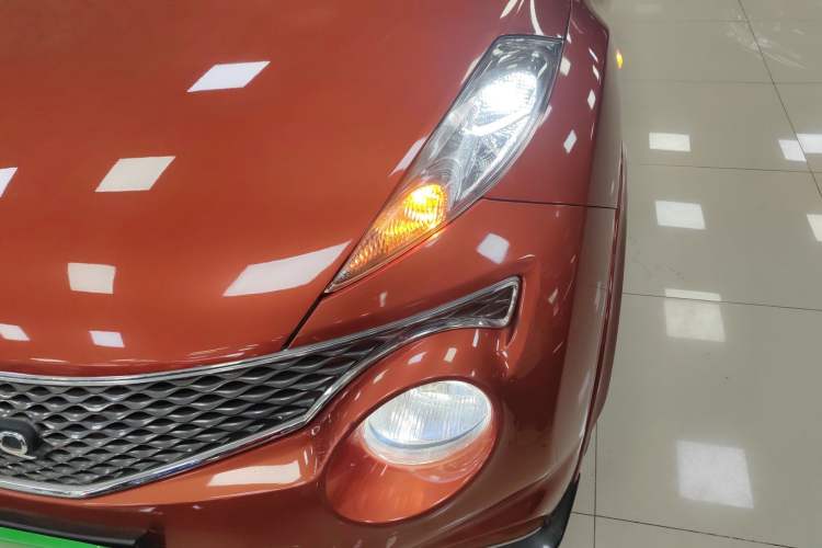 Used Infiniti ESQ 2014 1.6L Spontaneous Edition