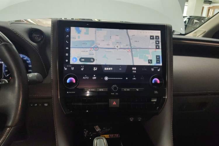 Used Toyota Alphard 2024 Dual-Engine 2.5L Deluxe Edition Audio And AC Panel