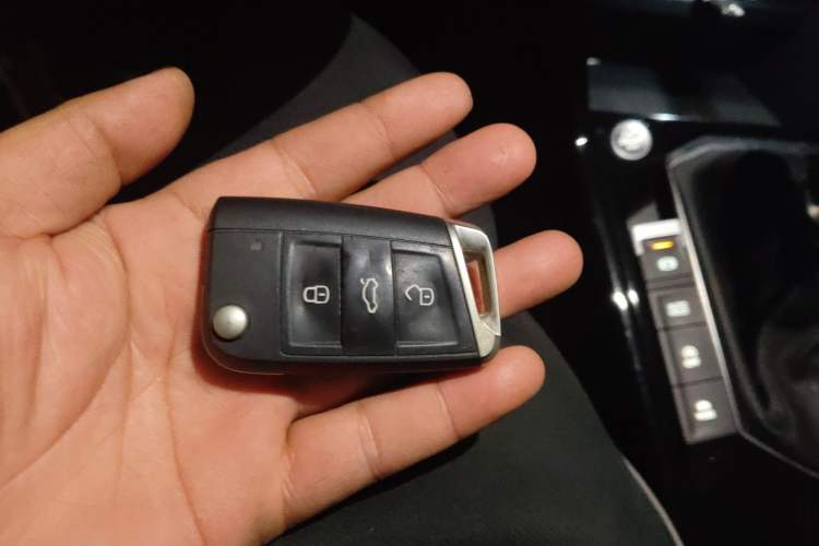 Used Volkswagen Tayron X 2020 330TSI Two-Wheel Drive Luxury Smart Connectivity Version
