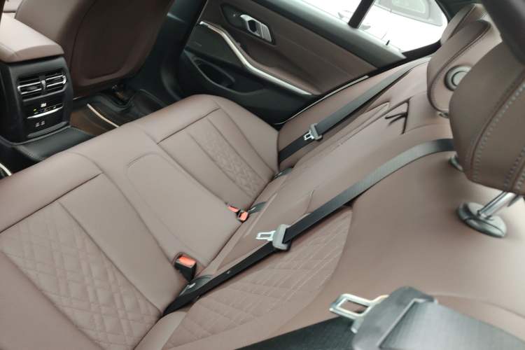 Used BMW 3 Series 2023 325i M Sport Night Edition Package Left Rear Seat