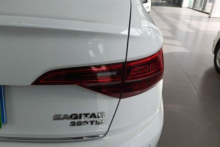 Used Volkswagen Sagitar 2020 280TSI DSG Luxury Version China VI Standard
