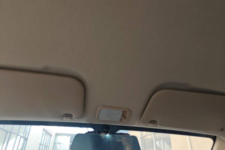 Used Wuling Hongguang V 2022 1.5L Jingqu Edition Electric-Assist LAR