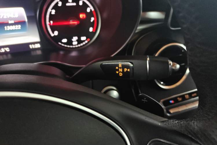 Used Mercedes-Benz C-Class 2016 C 200 L Sport Edition Gear Lever