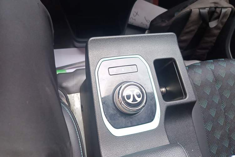 Used BAIC Changhe EV5 2019 270KM range version Gear Lever